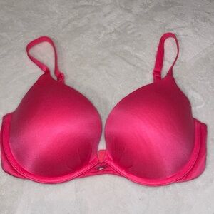 Victoria’s Secret hot pink plunge bra